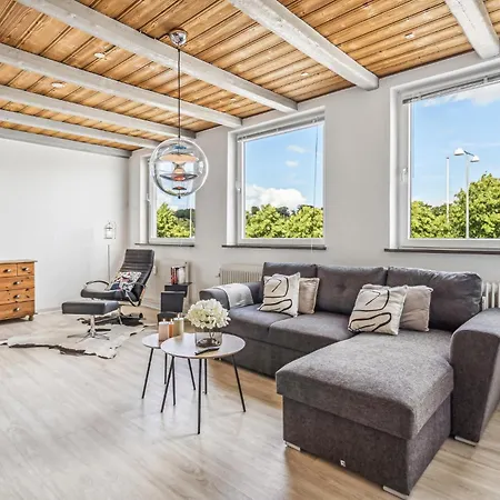 2 Bedroom Amazing In Kruså